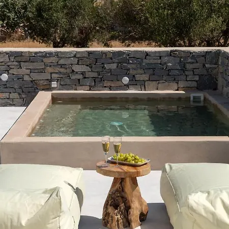 Olivine Paros