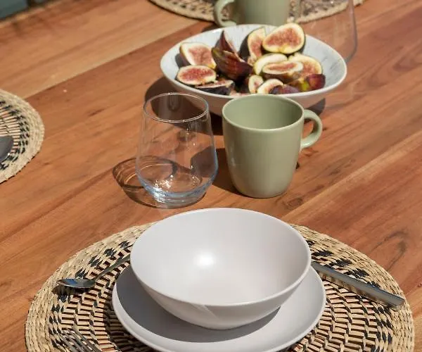 Olivine * Parikia (Paros)